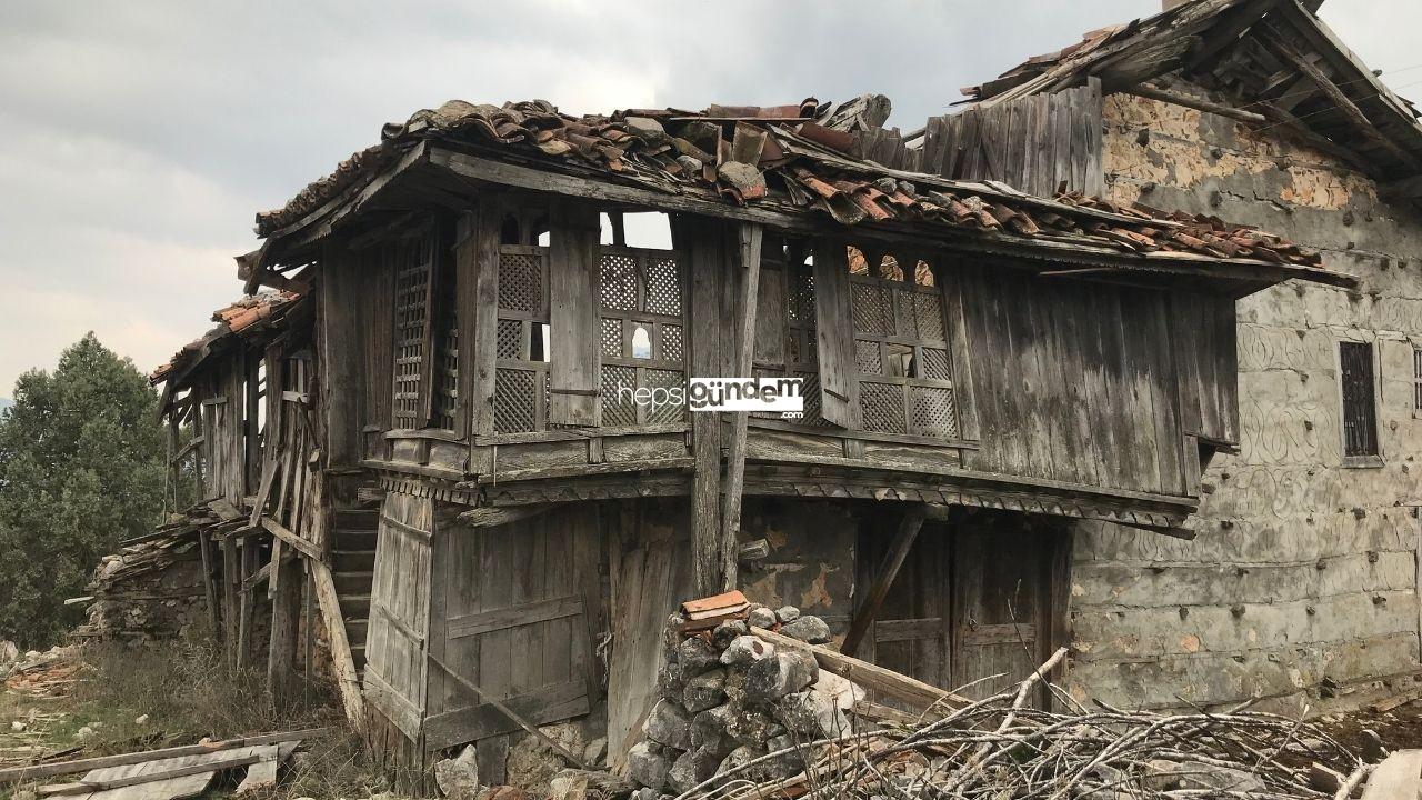 300 yıllık düğmeli meskenlerin trajik sonu: Tek tek yok oluyorlar