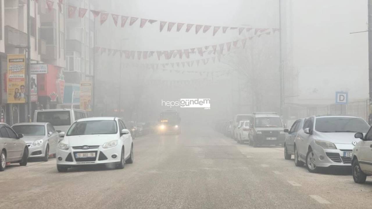 Bandırma’da kara ve deniz trafiğine sis manisi