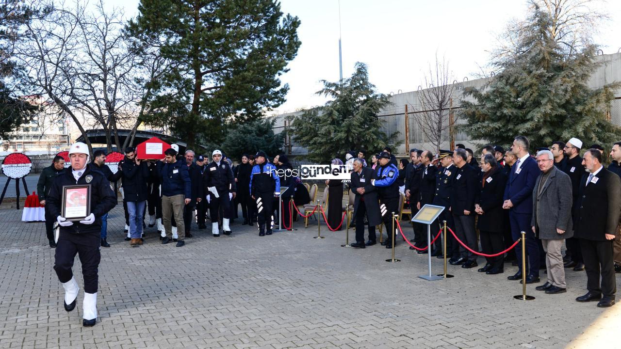 Bingöl’de hayatını kaybeden polis memuru için cenaze merasimi düzenlendi