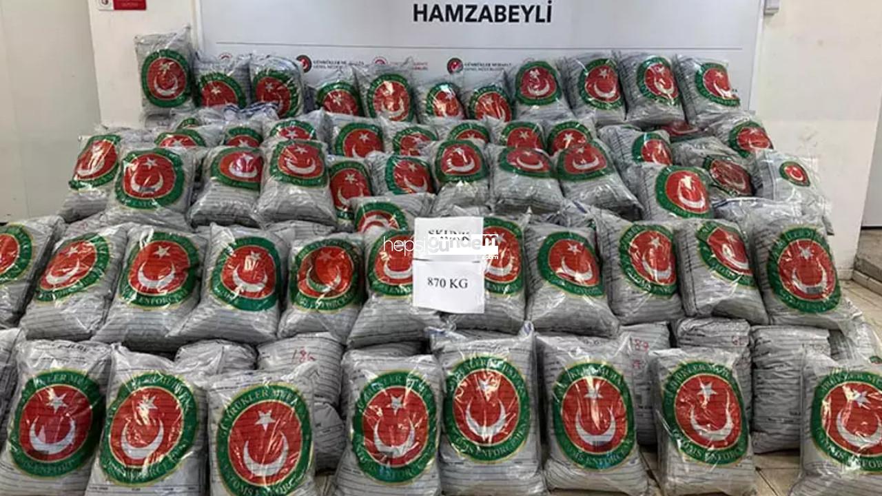 Hamzabeyli Hudut Kapısı’ndan giren TIR’da 870 kilo skunk bulundu