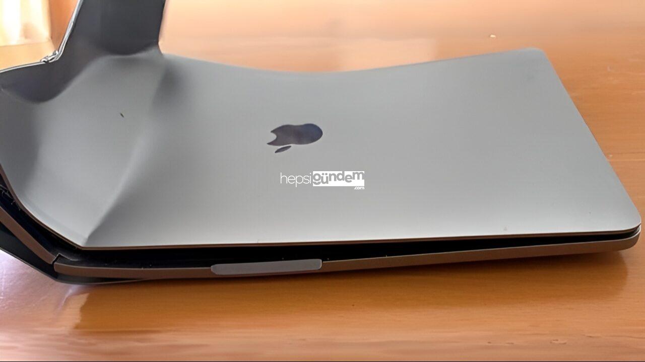 Kazada hasar gören MacBook Pro’nun sahibi hayal kırıklığına uğradı