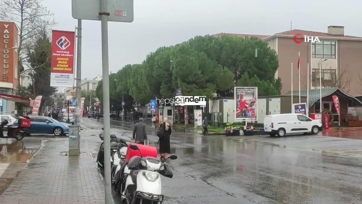 Tekirdağ’da Sağanak Yağış Trafiği Olumsuz Etkiledi