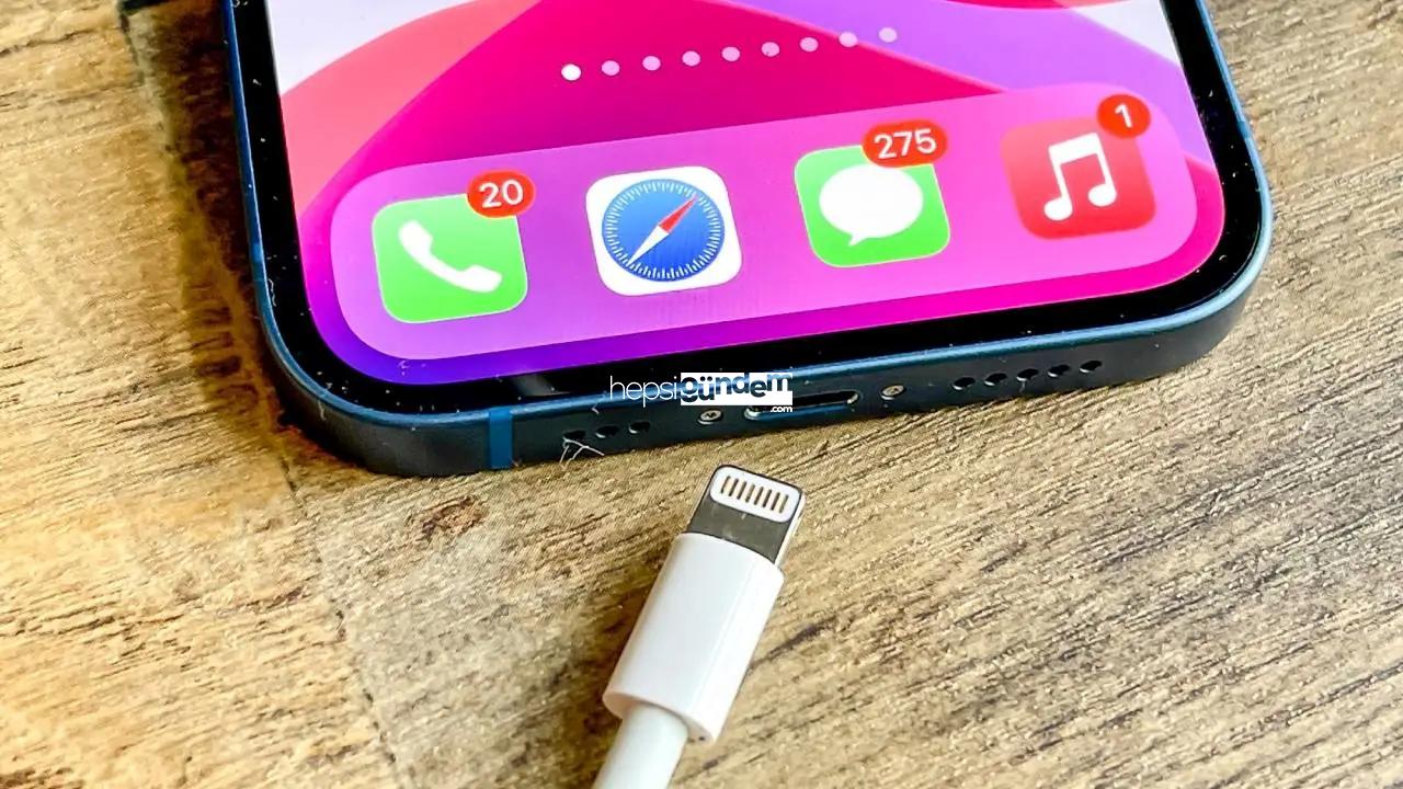 USB-Type C Apple’a bela oldu: iPhone’lar tehlikede