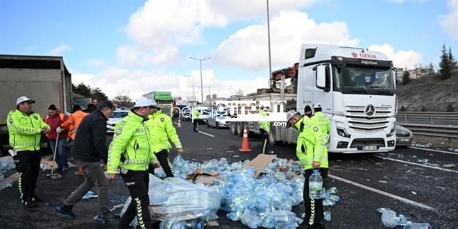 Başkent’te zincirleme kaza: Kamyondan yola savruldu