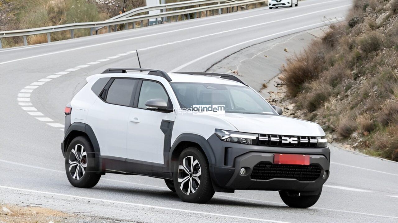 Dacia Duster 4X4 hibrit versiyonuyla birinci defa yollara çıktı!