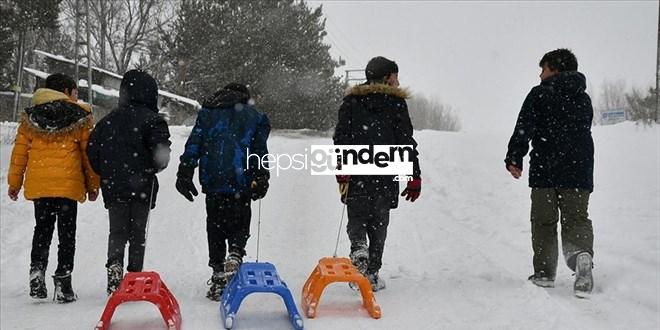 Elazığ’da eğitime 1 gün orta verildi