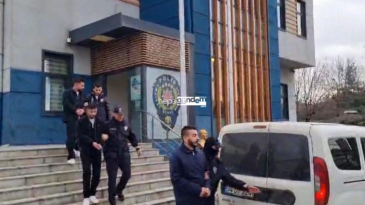 İstanbul’da yolunu kestikleri arabaya saldıran 2 kişi tutuklandı