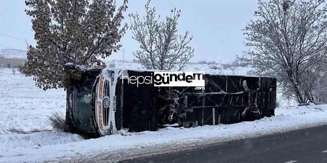 Nevşehir’de yolcu otobüsü devrildi: 5 yaralı