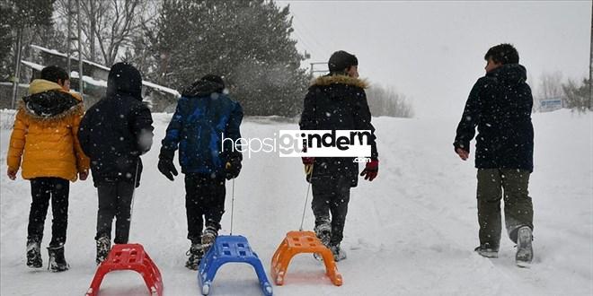 Sinop’ta birtakım ilçeler ve kent merkezinde taşımalı eğitime 1 gün orta verildi