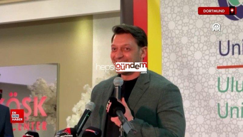 AK Parti MKYK üyesi Mesut Özil, Almanya’da iftara katıldı