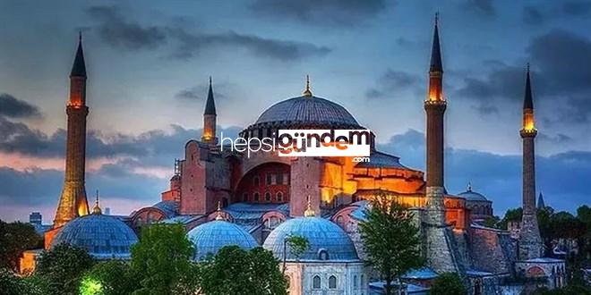 Ayasofya’nın kapısı kırmaktan yargılanan zanlıya mahpus