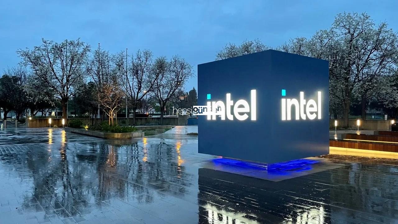 Intel, 28 milyar dolarlık fabrika planını erteledi!