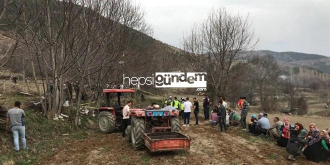 Kastamonu Tosya’da traktör devrildi: 1 meyyit