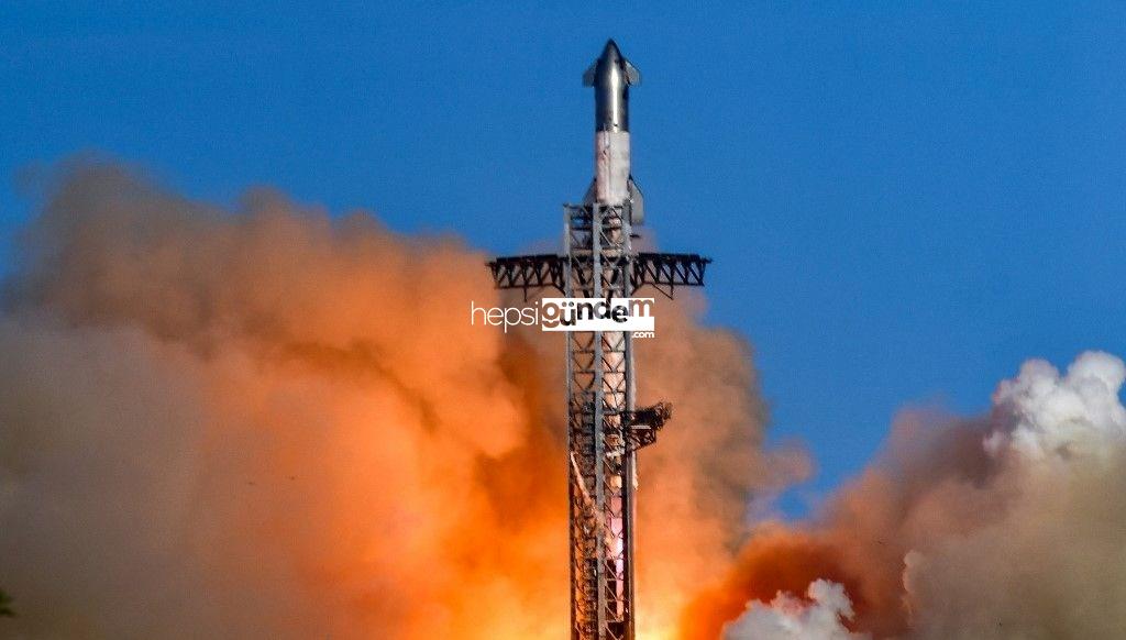 Tarihi kurtarma misyonu başladı: SpaceX roketi ISS’ye yanaştı!